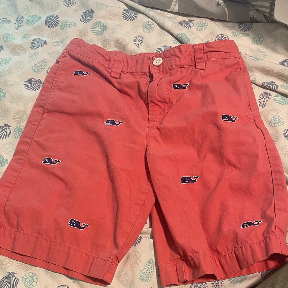 Vineyard Vines Boys coral Shorts with Whale Embroidery size 7